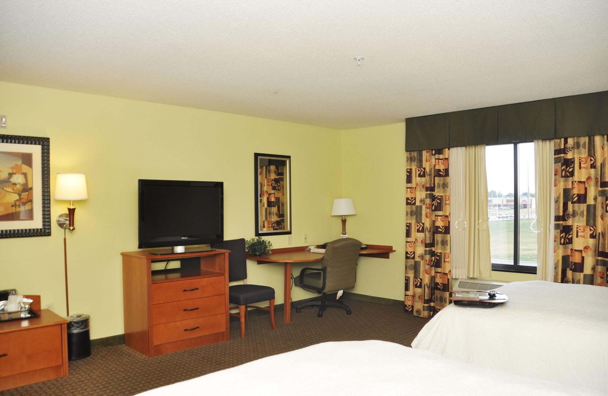 Hampton Inn Macomb Εξωτερικό φωτογραφία